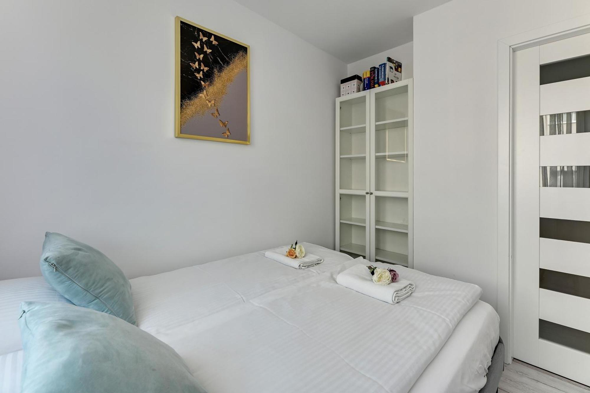 Wave Apartments Silence - Tysiaclecia 2 Γκντανσκ Εξωτερικό φωτογραφία